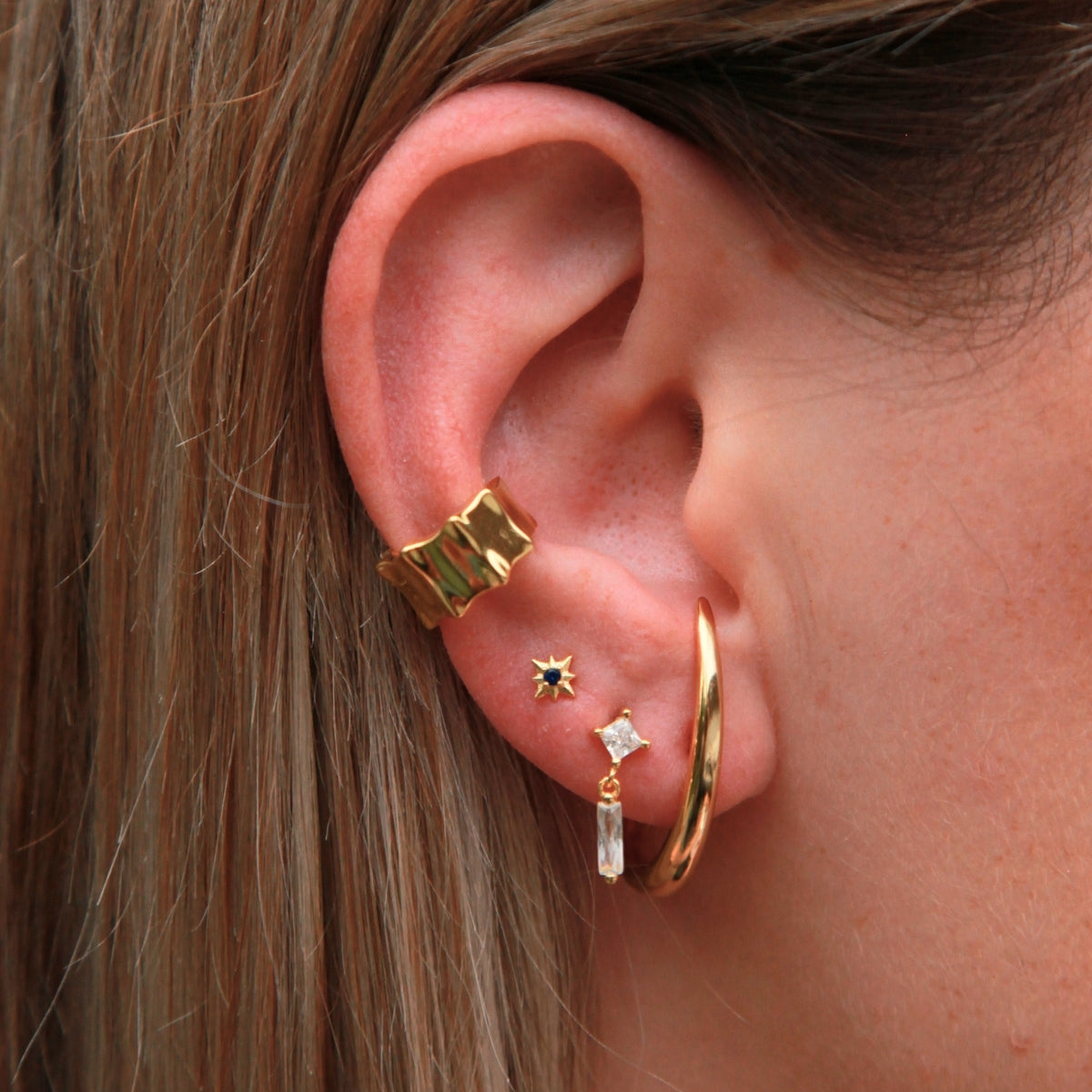 Baguette Dangle Flatback Stud