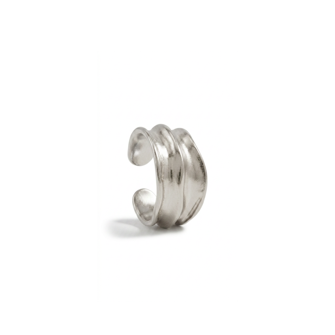 Sculpted Wave Ear Cuff
