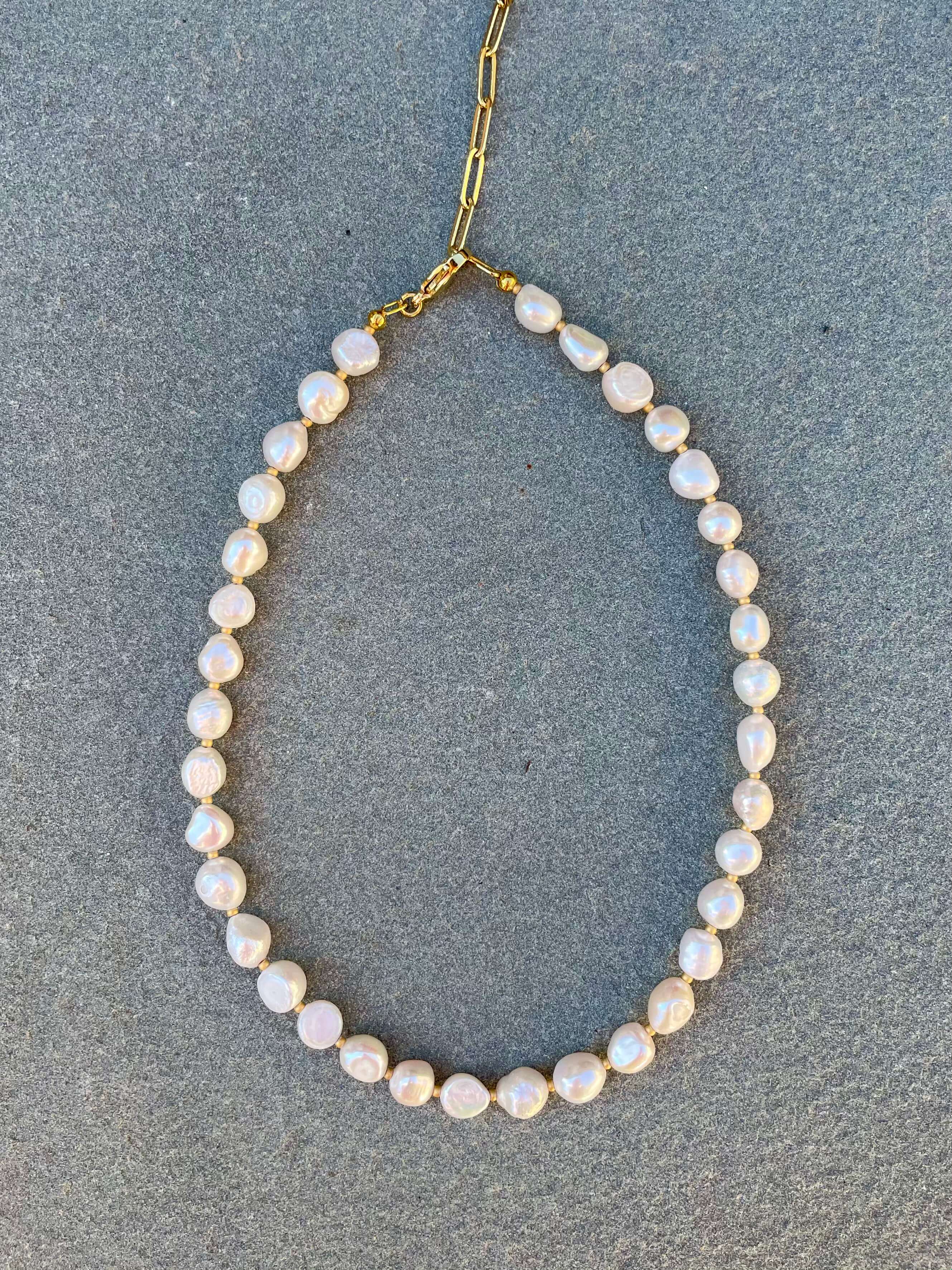 Pearl Necklaces | Parris Jewelers | Hattiesburg, MS